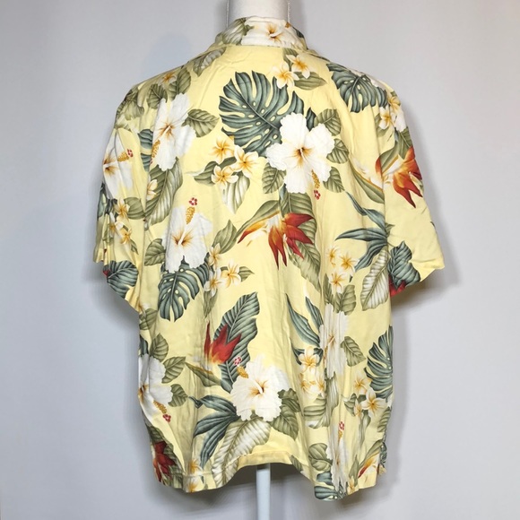 Bishop Street apparel Hawaiian button down - Picture 2 of 3